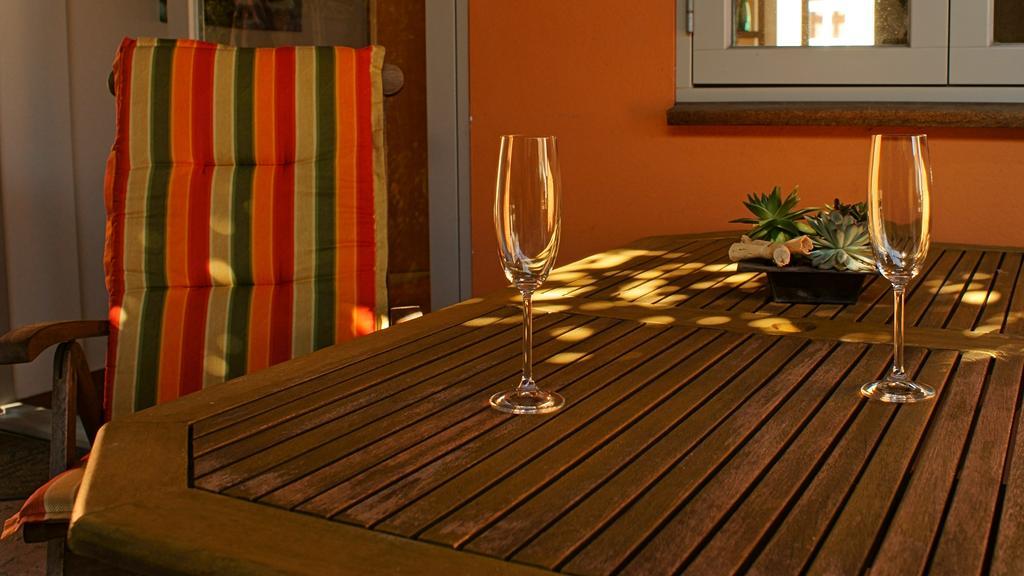 Apartment Yachthafen Waren Exterior photo
