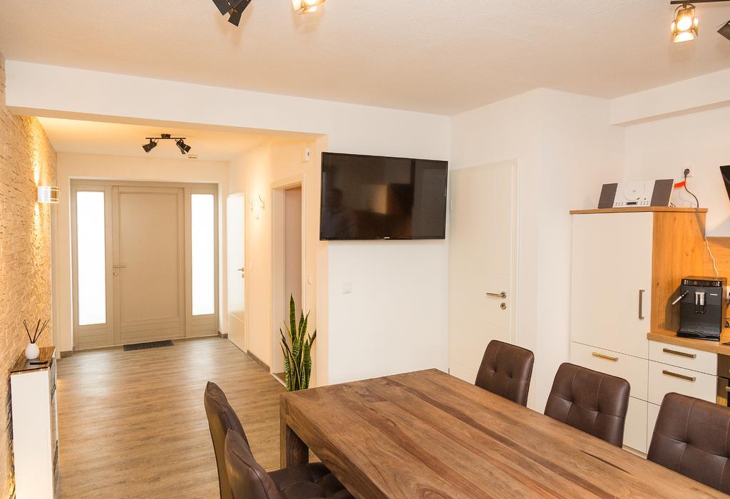 Apartment Yachthafen Waren Exterior photo